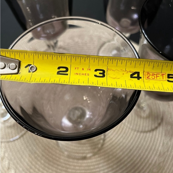 Cristal d’Arques Amethyst Glasses - Picture 7 of 8